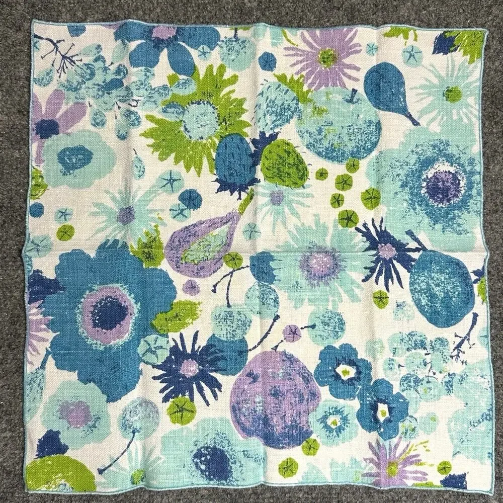 Vintage MCM linen dinner napkins 15” set of 12 Scandinavian floral fruits print